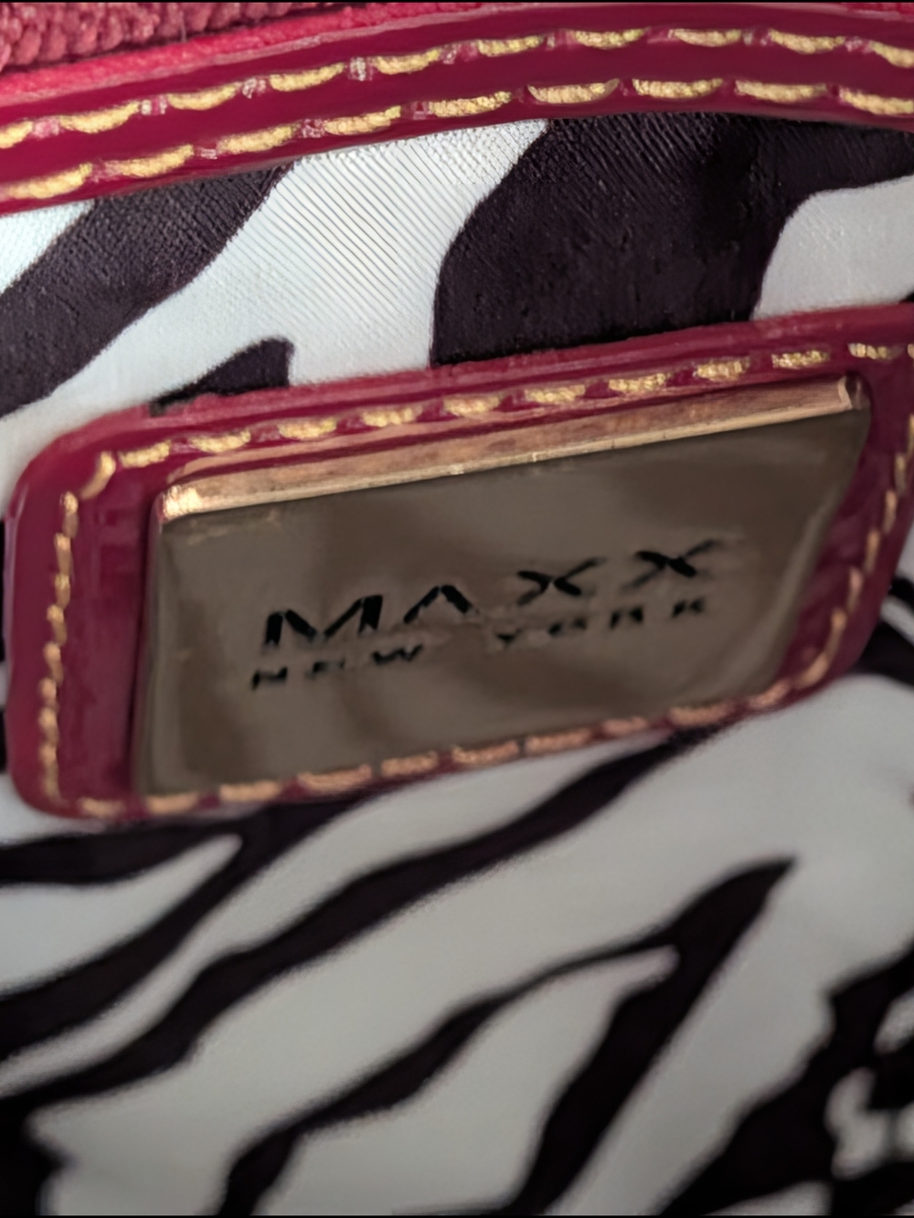 Maxx New York Red Patent Leather Bowling Satchel Bag EUC Y2K - Picture 14 of 16